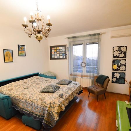 Lungo Mare Appartement Pula Buitenkant foto