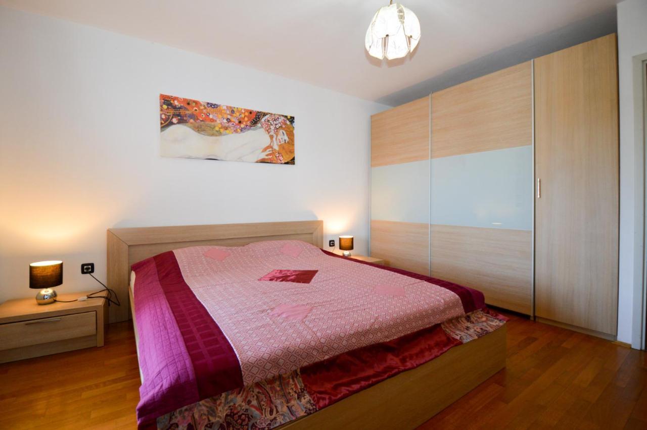 Lungo Mare Appartement Pula Buitenkant foto